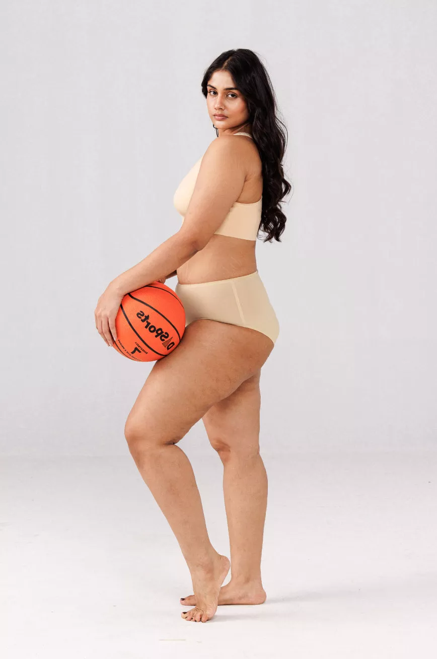 HYDRASKIN™ Plus Size Sports Panty | Yoga Panty | Collagen-Infused | Seamless | Absorbs 35% Faster | Releases Moisture 15% Faster | 15% More Cooling Power | Ultra-Light - Image 6