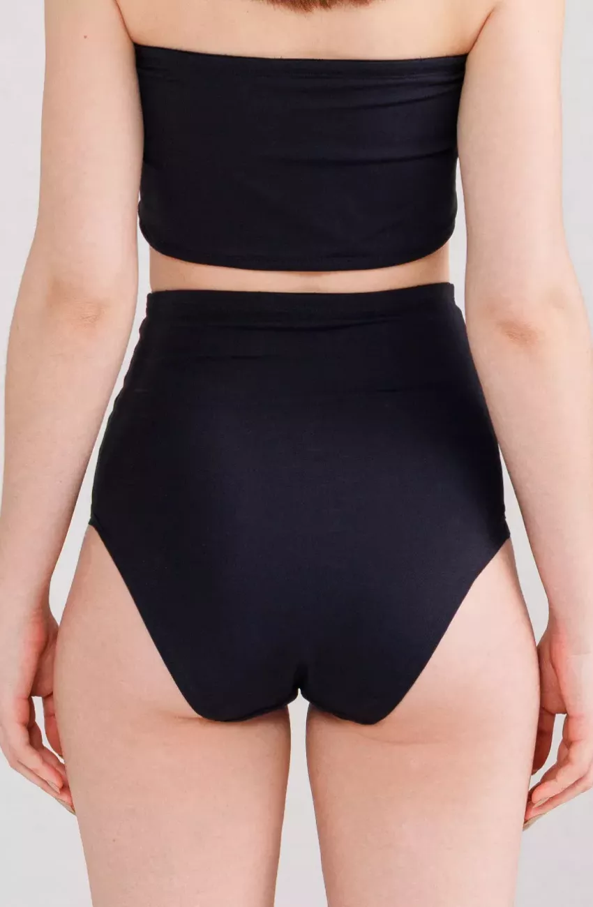 Tummy Tucker Briefs | High Waist | Reduces Signs of Cellulite | Made with Emana® Yarn - Image 10